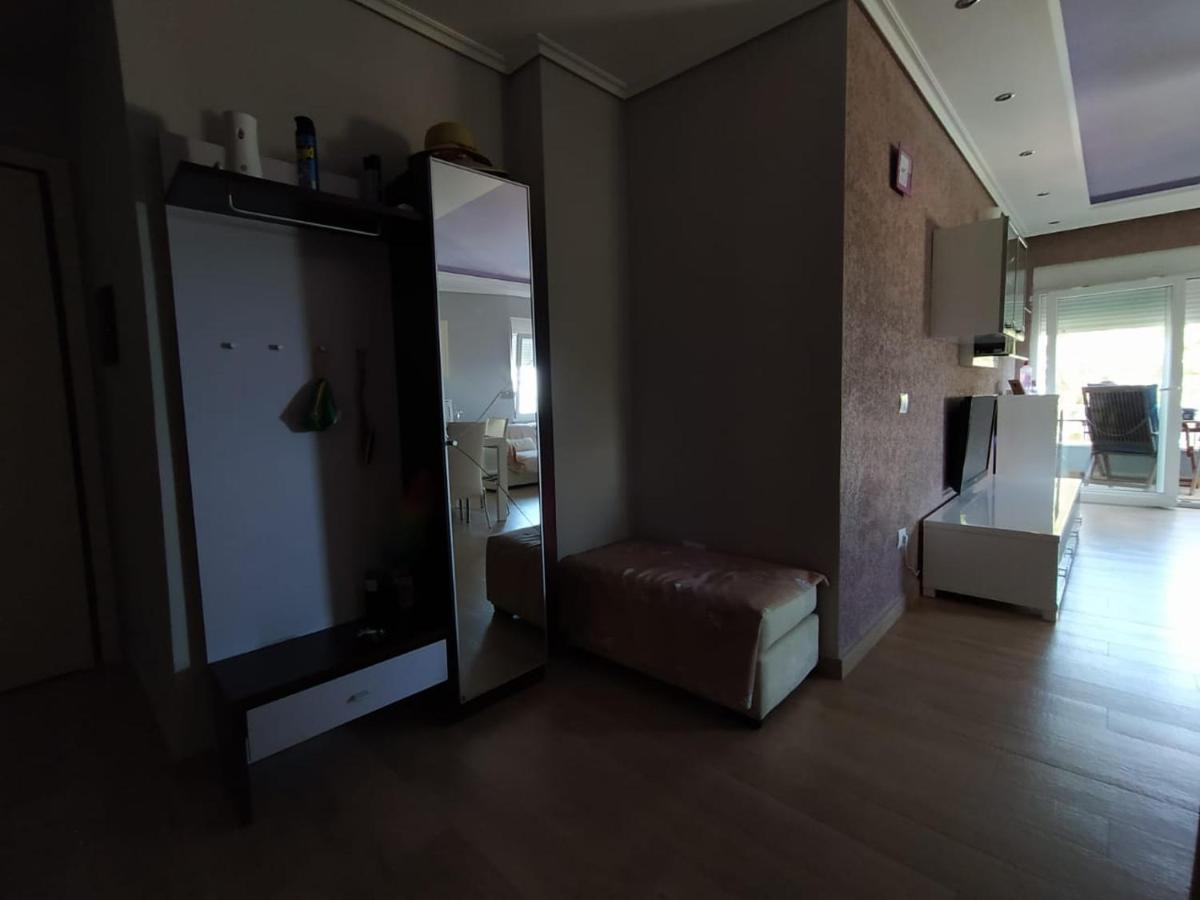 Mia'S Sea View Apartment Golem  Buitenkant foto